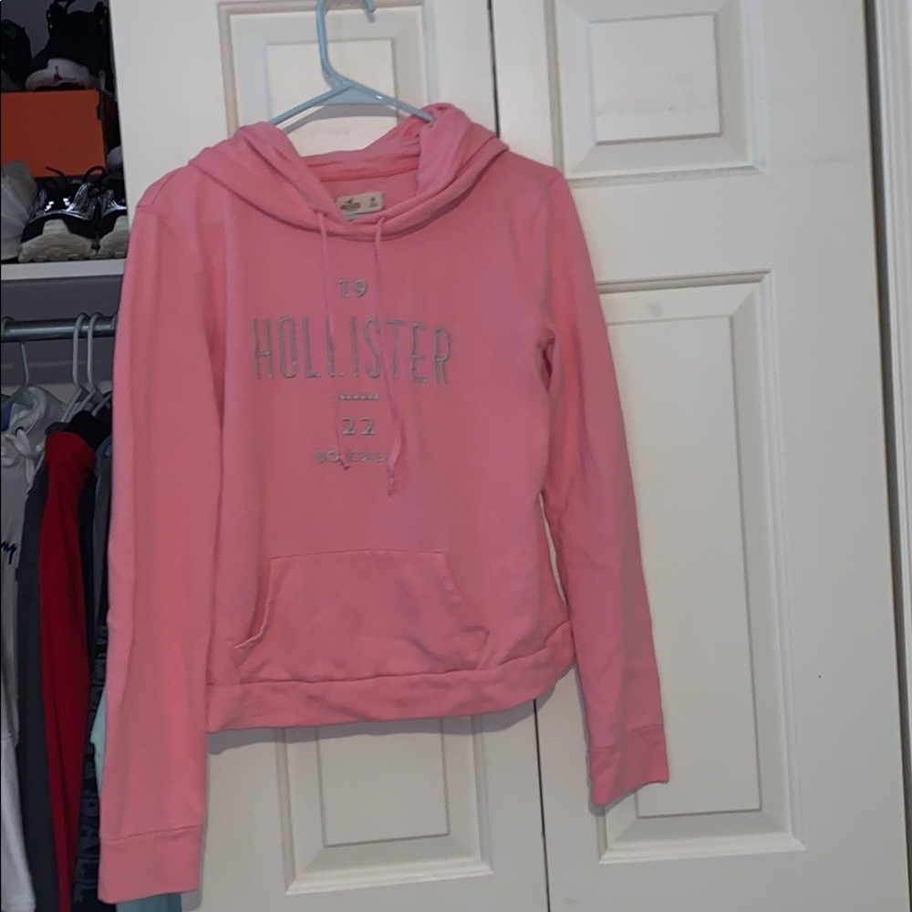 Hollis yet pink sweatshirt